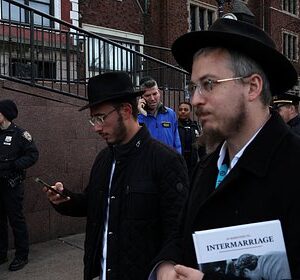 Евреи-радикалы-восемь-лет-тайно-рыли-туннель-под-Нью-Йорком.-Они-верили,-что-исполняют-волю-Бога