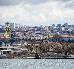В-Севастополе-второй-раз-за-день-объявили-воздушную-тревогу