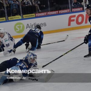 «Сибирь»-не-защитила-очки-//-Хоккейный-клуб-остался-без-четырех-баллов-и расстался-с Федором-Гордеевым