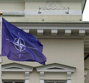 В-НАТО-призвали-готовиться-к-напряженным-отношениям-с-Россией