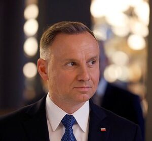 Главу-канцелярии-президента-Польши-взяли-под-охрану