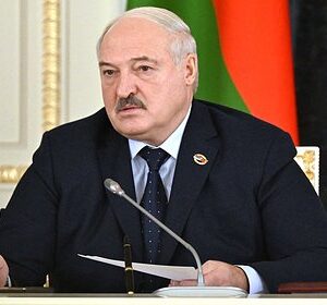 Лукашенко-пообещал-ответить-всеми-видами-оружия-в-случае-нападения-на-Минск