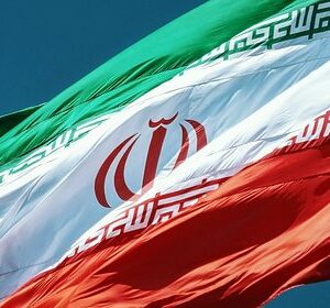Макрон-и-Си-Цзиньпин-призвали-мирно-решить-ядерную-проблему-Ирана
