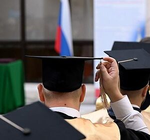 Дипломы-бакалавриата-будут-признаваться-наравне-с-дипломами-нового-образца
