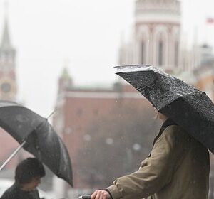 Москвичей-предупредили-об-опасной-грозе