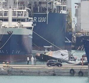 Авария-с-участием-эсминца-«Саханд»-произошла-в-порту-Ирана