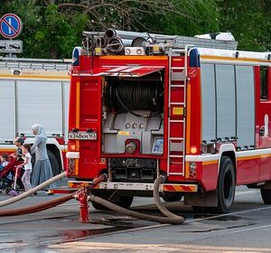 В-Горловке-после-атаки-дронов-камикадзе-загорелось-здание-администрации